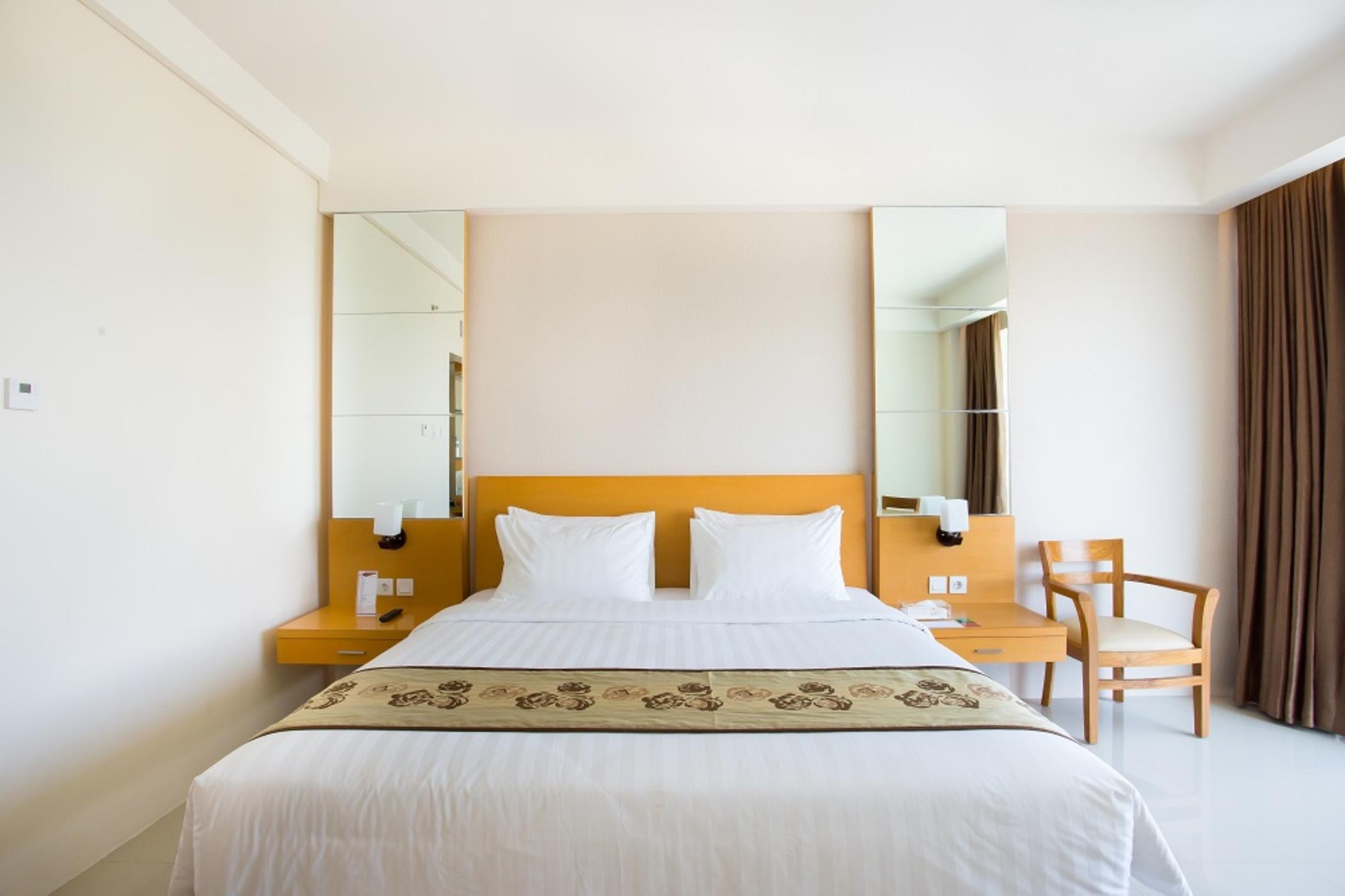 Golden Palace Hotel Lombok Матарам Экстерьер фото