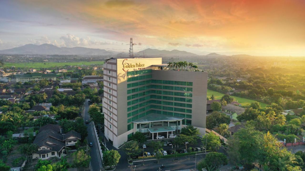 Golden Palace Hotel Lombok Матарам Экстерьер фото